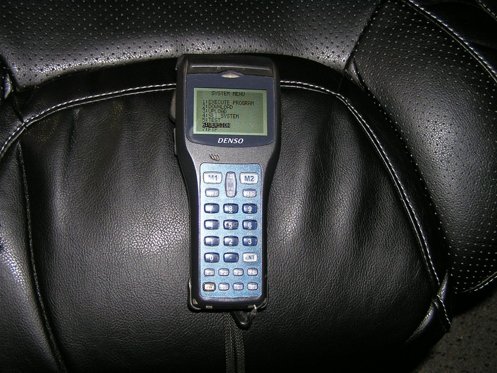 Denso BHT300 Barcode Batch Handy Terminal  BHT 303B (8MB)