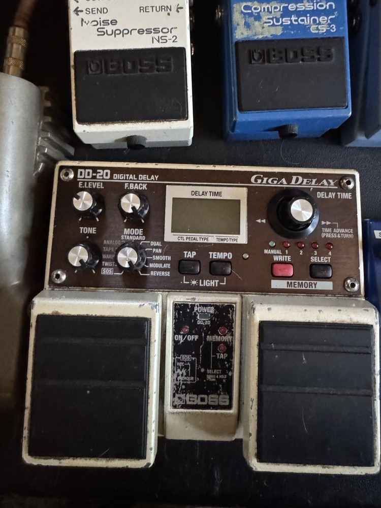 Boss DD-20 Delay Guitar Effect Pedal