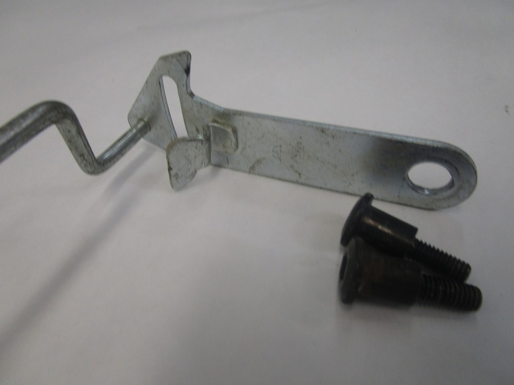 2005 KAWASAKI NINJA EX250 SEAT RELEASE LATCH