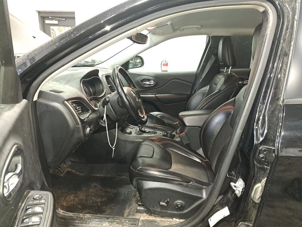 2019 Cherokee Camera/Projector Sku#4270632