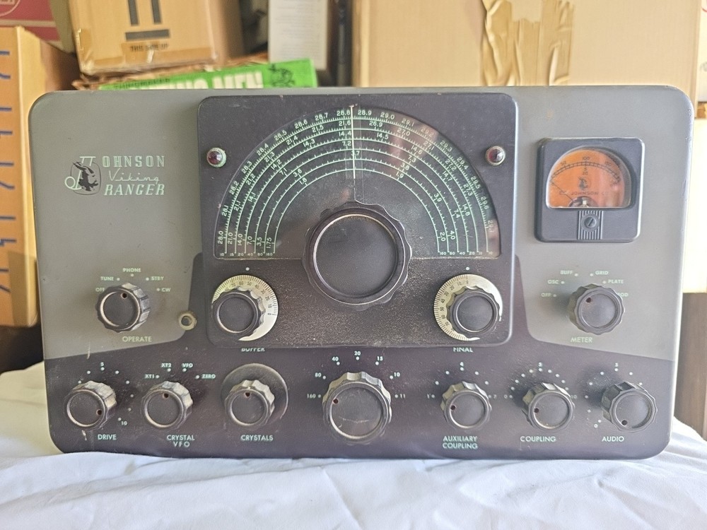 VINTAGE JOHNSON VIKING RANGER TRANSMITTER