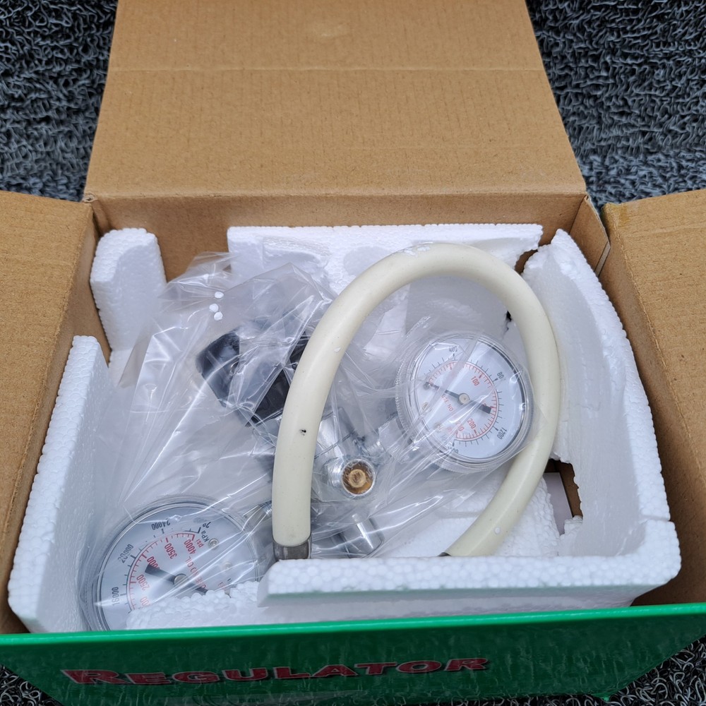 Nitrous Oxide Pressure Regulator. 2 Gauge. AT15