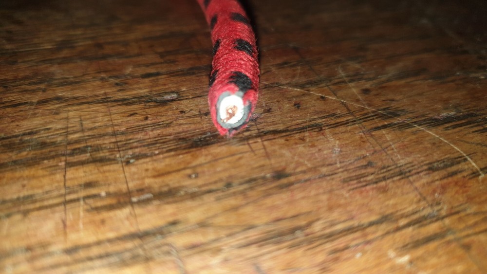 1920s Red/Black Cotton Braid Spark Plug HT Lead 50cm Copper Core