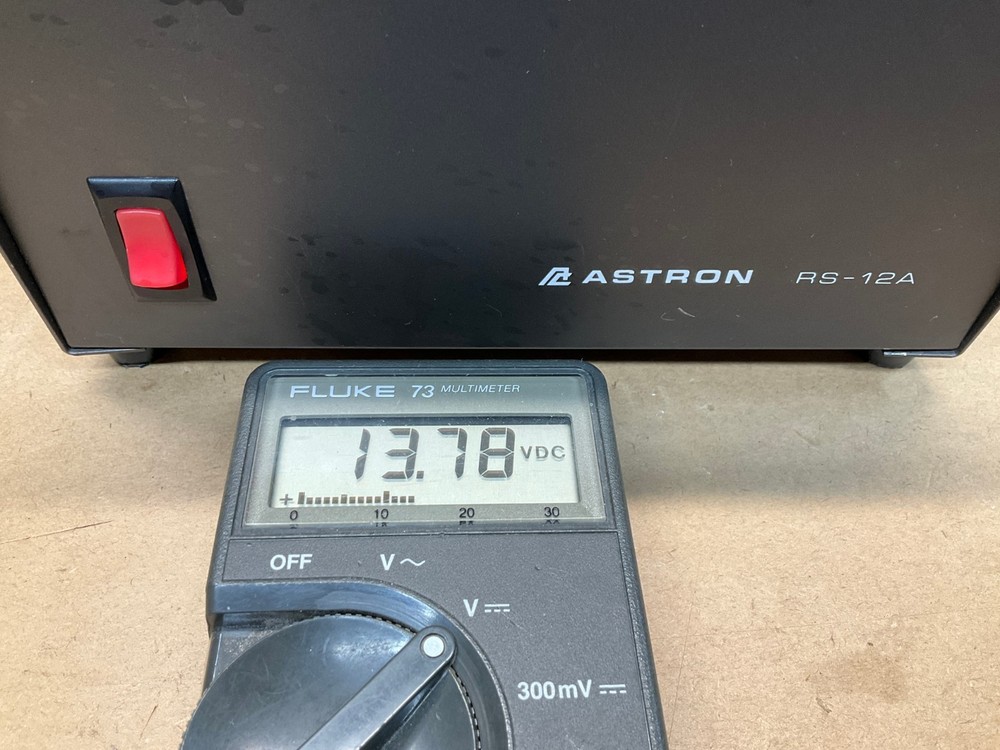 Astron RS-12A Regulated Power Supply 13.8 VDC Tested Working