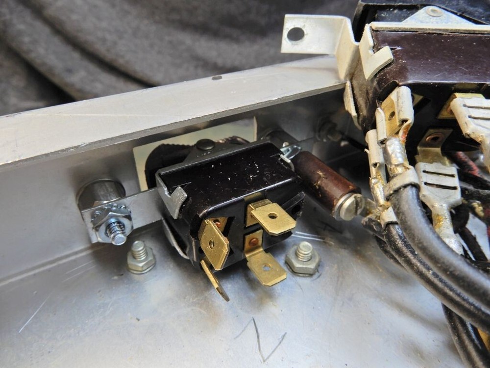 Power switch replacement for Heathkit SB220/SB221