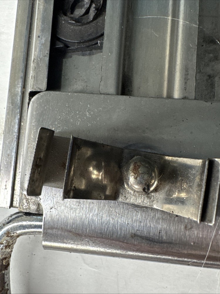 BLUE POINT 20" Combination Drive Size Lock-A-Socket Tray - BPSSTRYLAS