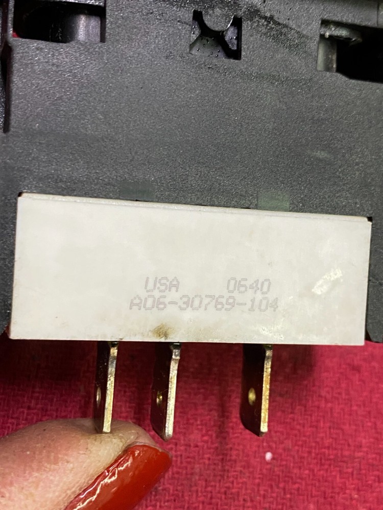 Freightliner ROCKER SWITCH ABS CHECK A06-30769-104