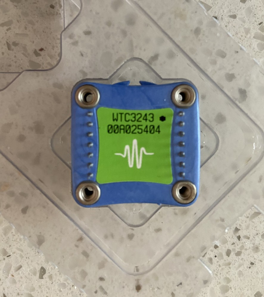 Wavelength Electronics WTC3243 2.2 A Temperature Controller