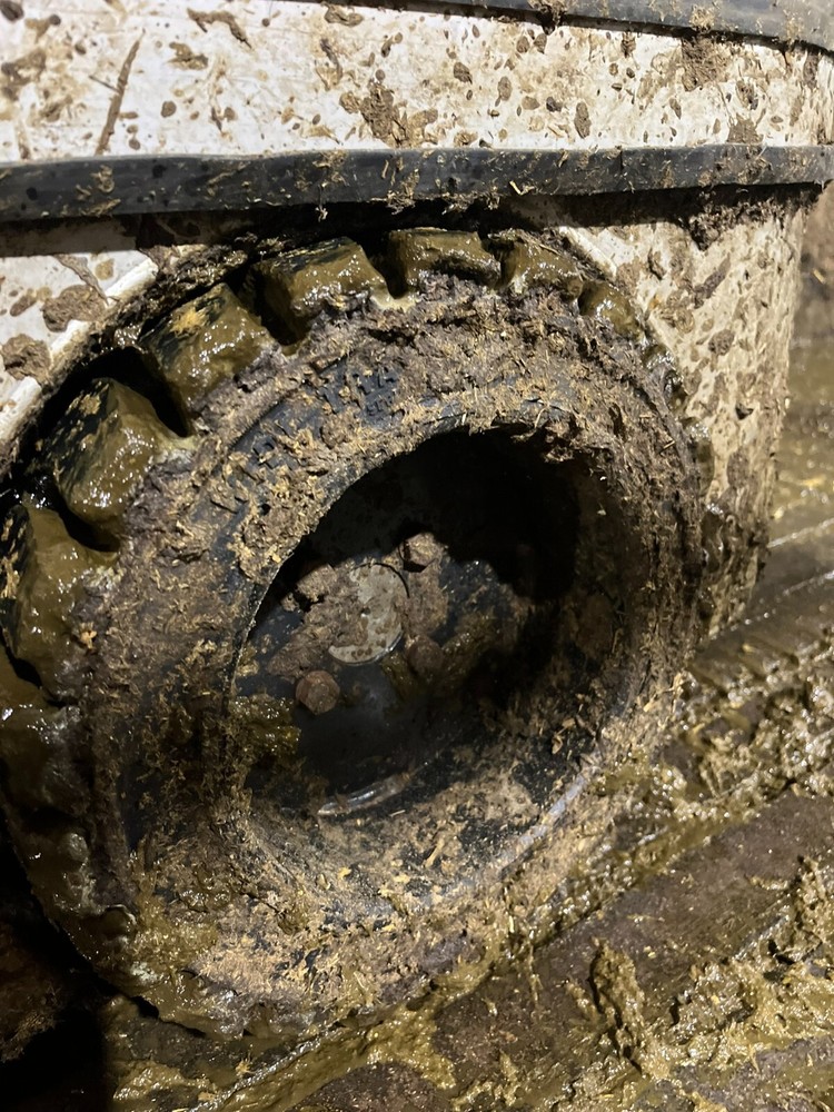 Lely Collector 120 Tires