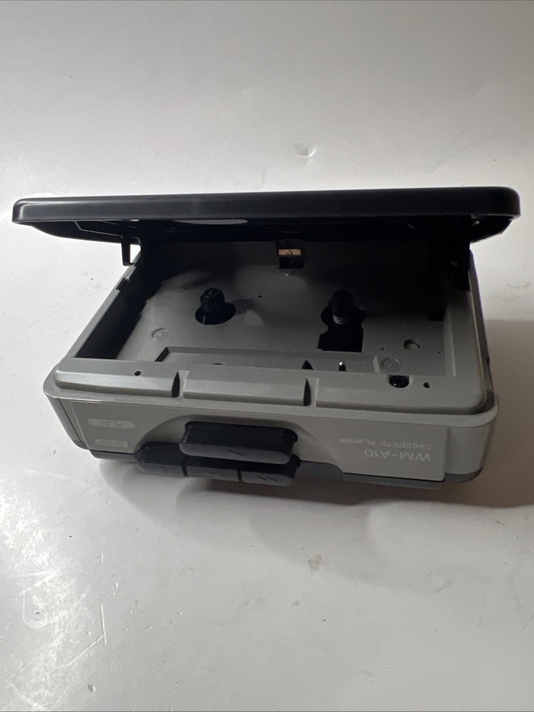 SONY Walkman WM-A10 Cassette Player Tested Fully Functional Read Description