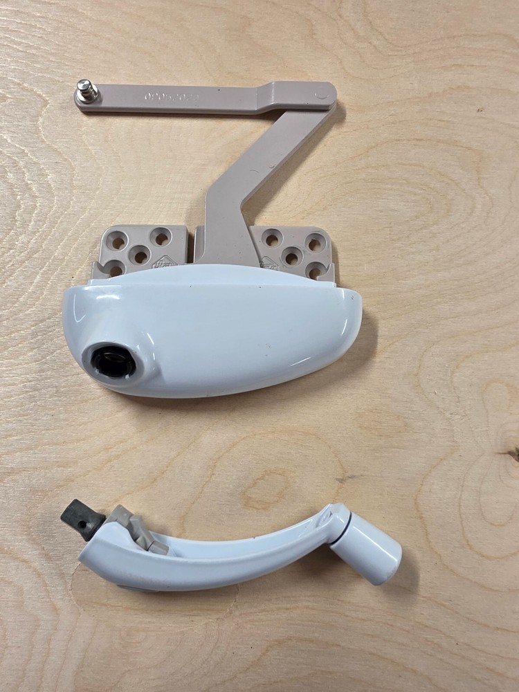 GU Casement Operator Split Arm { Left Hand } White - With Folding Crank Handle