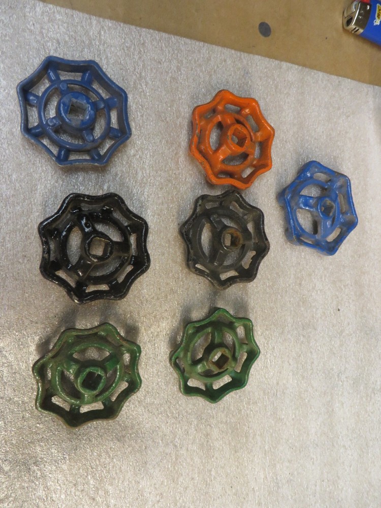 VINTAGE VALVE HANDLE GROUP OF 7 PIECES ASSORTED