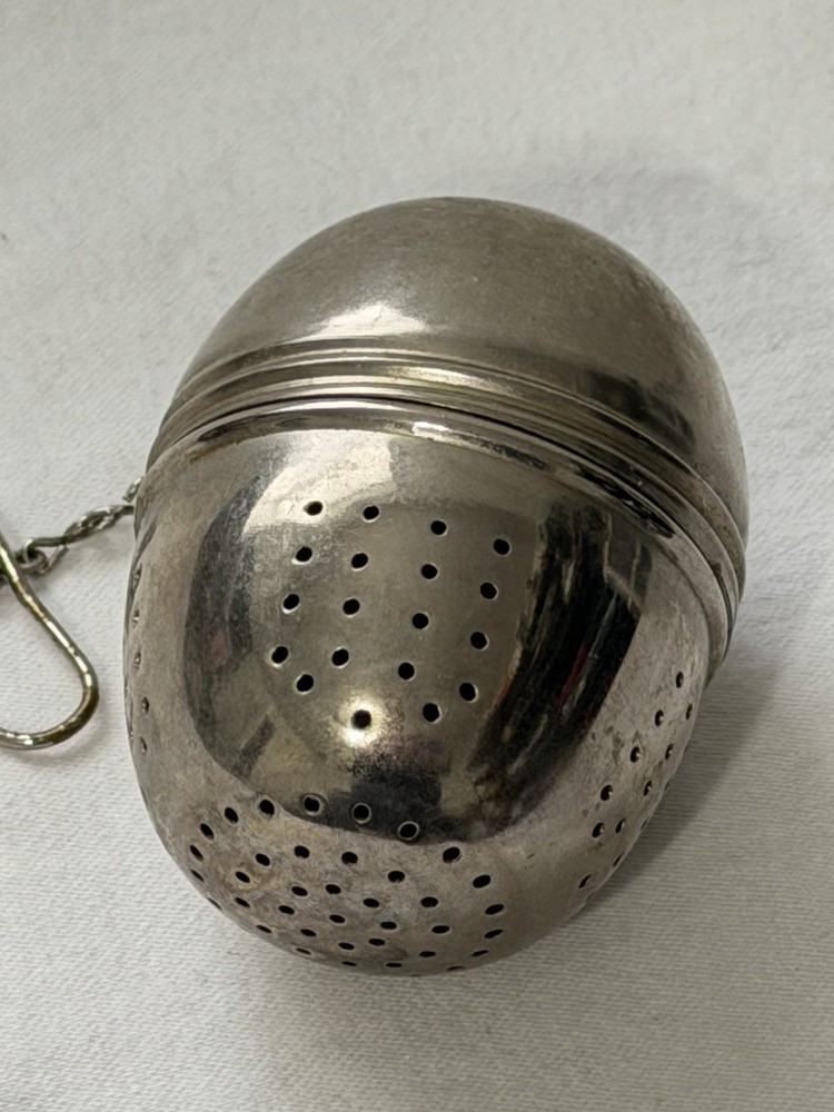 Vintage Acorn Chain Metal Tea Bag Strainer Diffuser