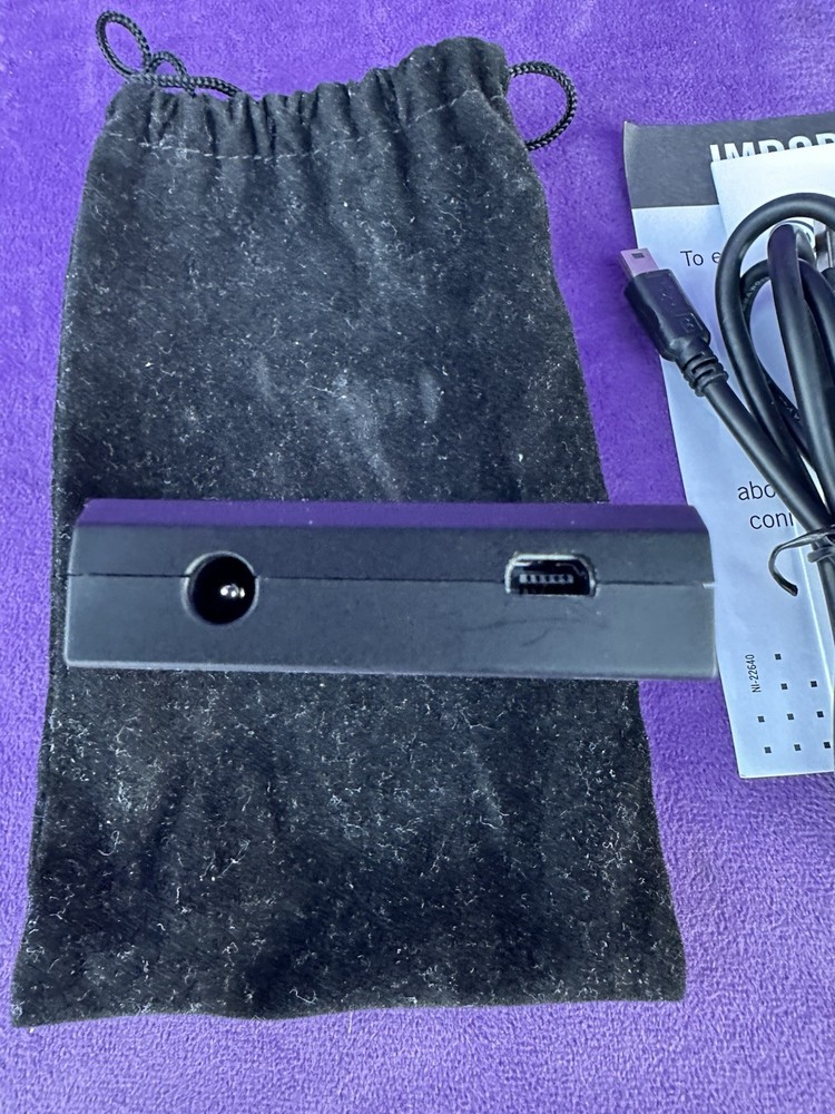 Native Instruments TRAKTOR Audio 2 MK2 - Portable Audio / DJ Interface