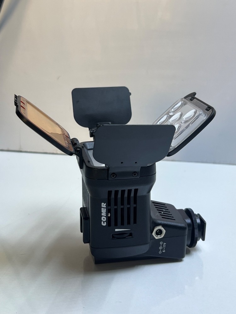 COMER CM-LBPS900 HD LED Video Light