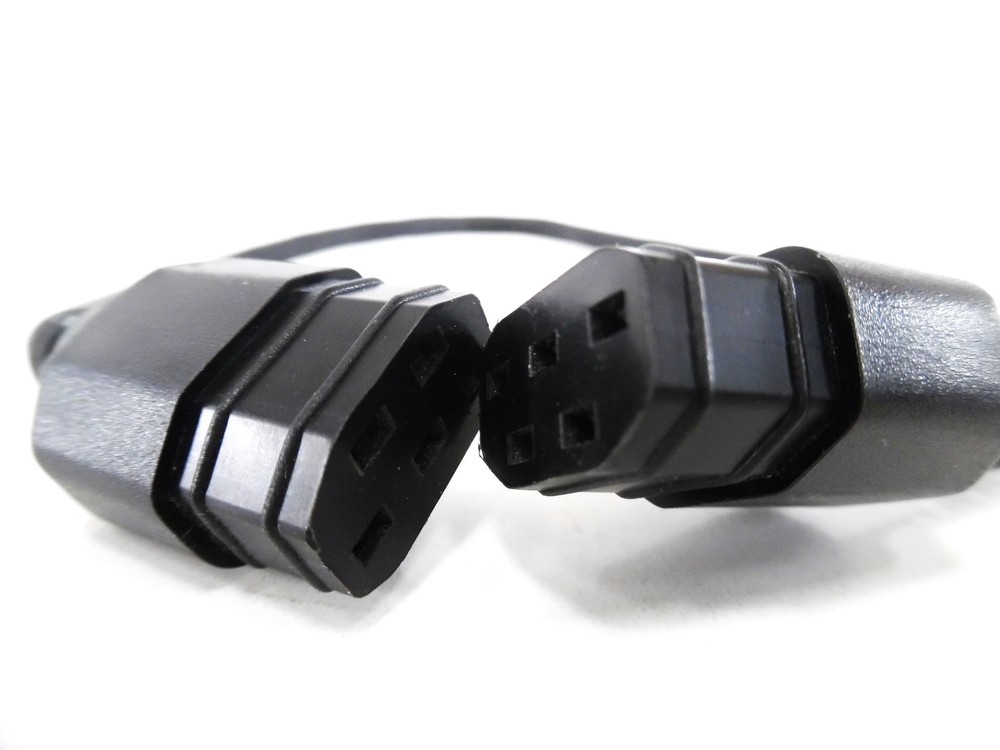 Raymarine ST2 Cable 400MM Plug - Plug - Great Condition E25036