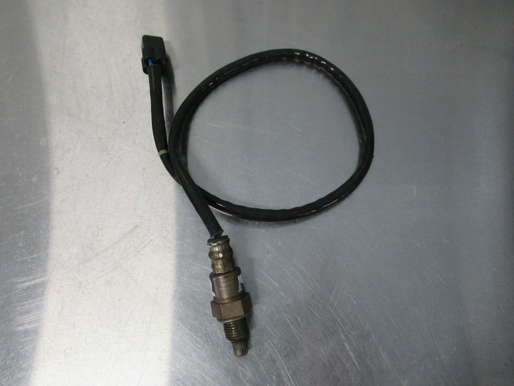EB1445 2022 22 YAMAHA MT-10 O2 OXYGEN SENSOR 2
