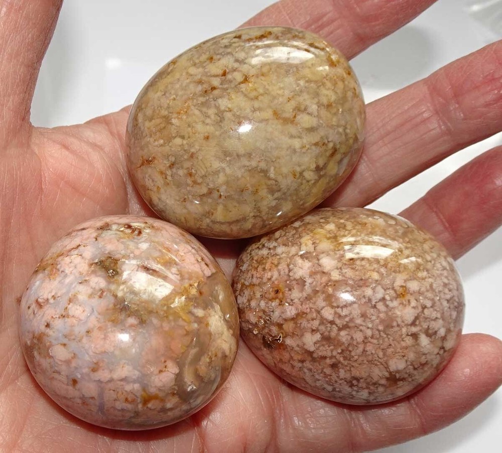 Mystic Agate Pebbles - Madagascar sc751c