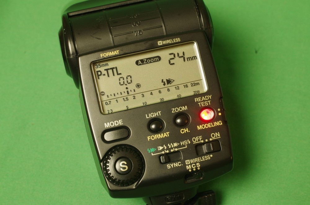 Pentax AF 360FGZ Flash Unit very nice condition Tested Working