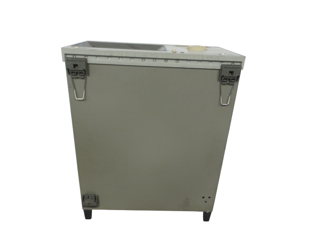 HP HEWLETT PACKARD 16500B LOGIC ANALYSIS SYSTEM