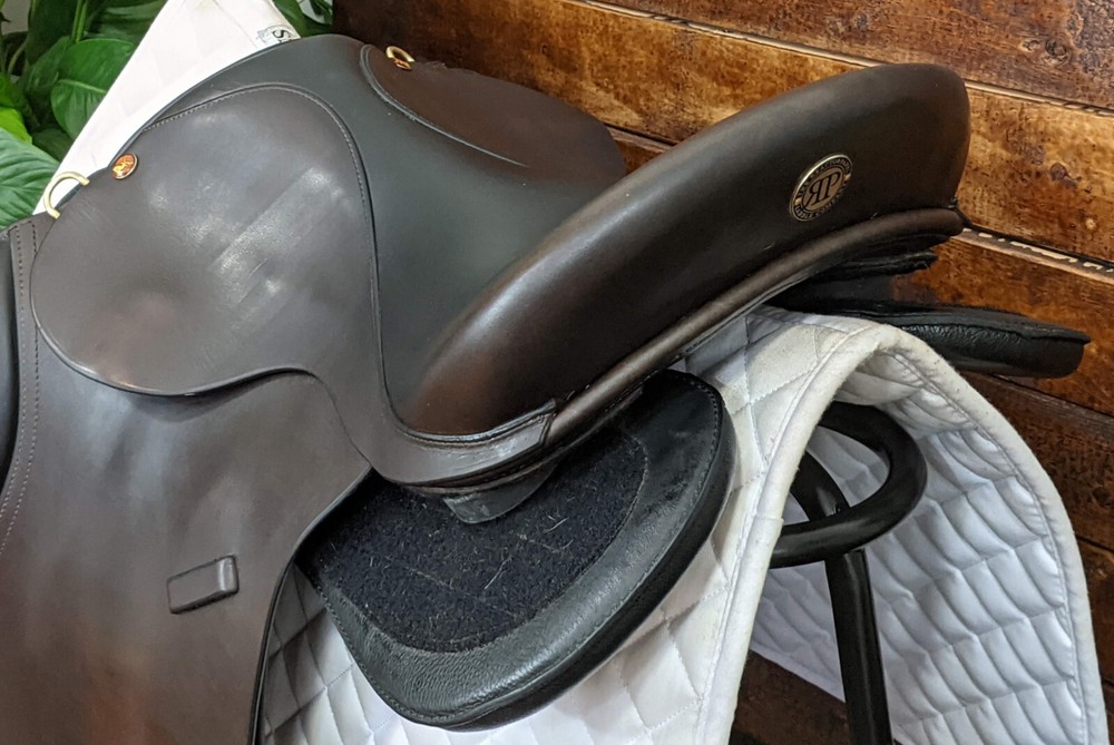 18.5" Reactor Panel Foxhunter Jump (2010) *Adjustable Panels*