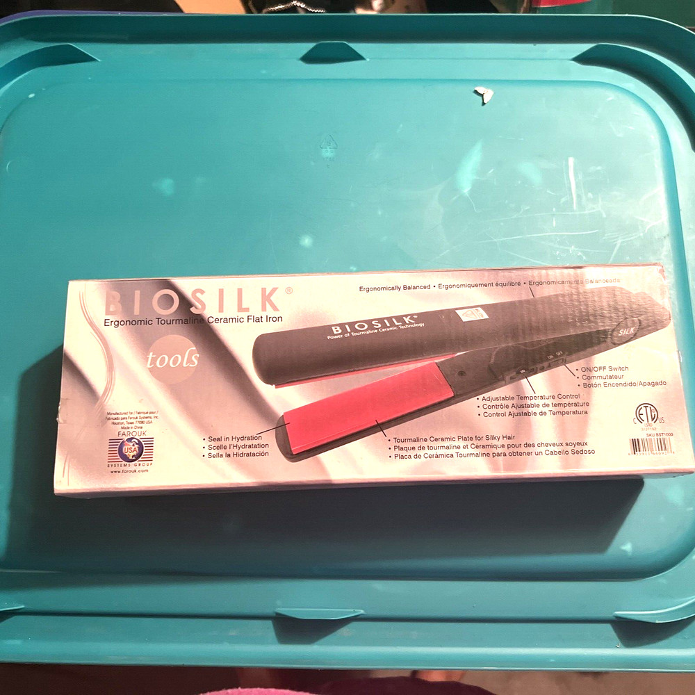 BIOSILK TOURMALINE CERAMIC FLAT IRON 1" BST1000