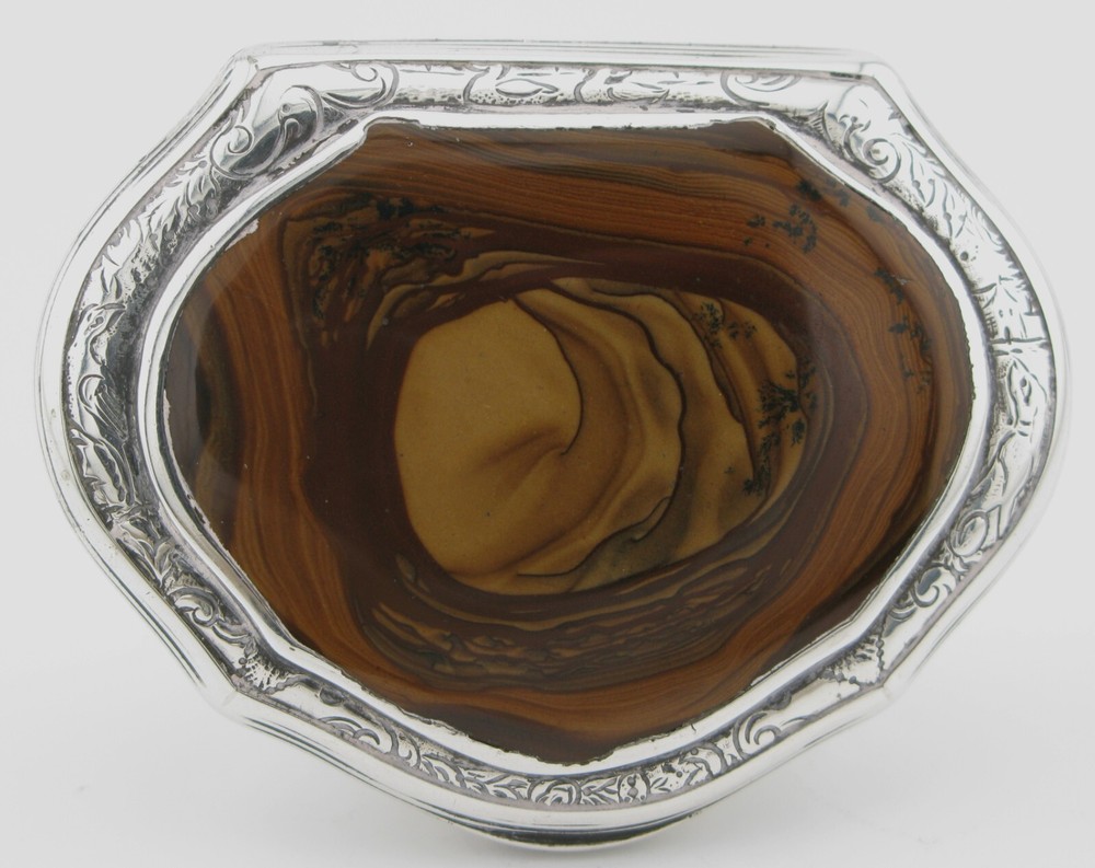 18th Century English silver agate hardstone snuff box