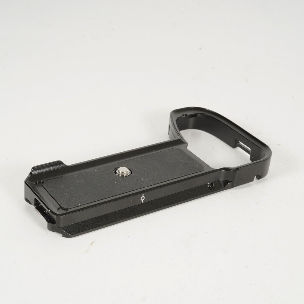SmallRig A01 3666 Base Plate for Sony A7 IV