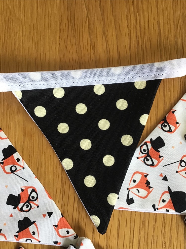 Handmade Fox Bunting. Handmade Buttons Approx 2 .5 METERS 15 Flags
