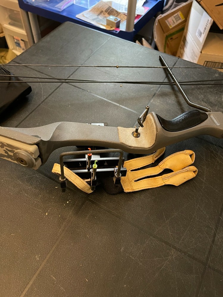 ARCHERY COMPOUND BOW CHEYENNE HUNTER 40.5'