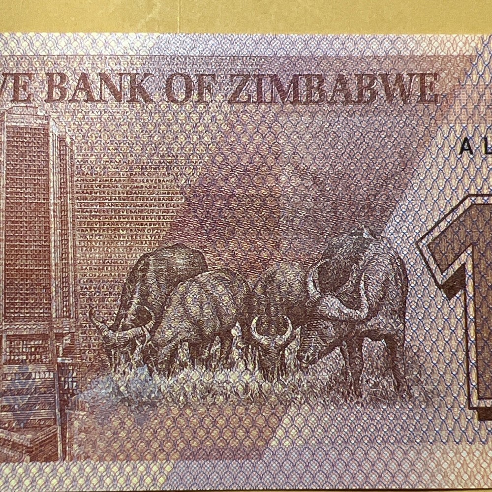 Zimbabwe 10 Dollars Current Uncirculated Banknote - Dated 2020 - New Issue