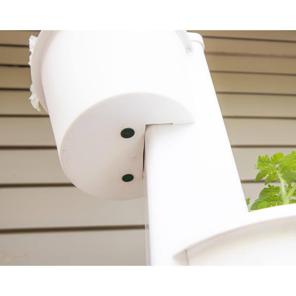 Vertical Gardening System in Terra Cotta