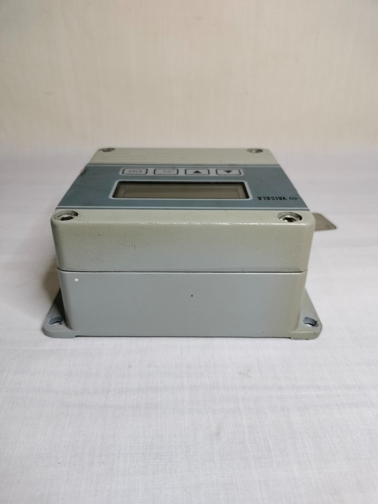 Vaisala HMP233 A2C0A2AA12A1B3B Humidity And Temperature Transmitter