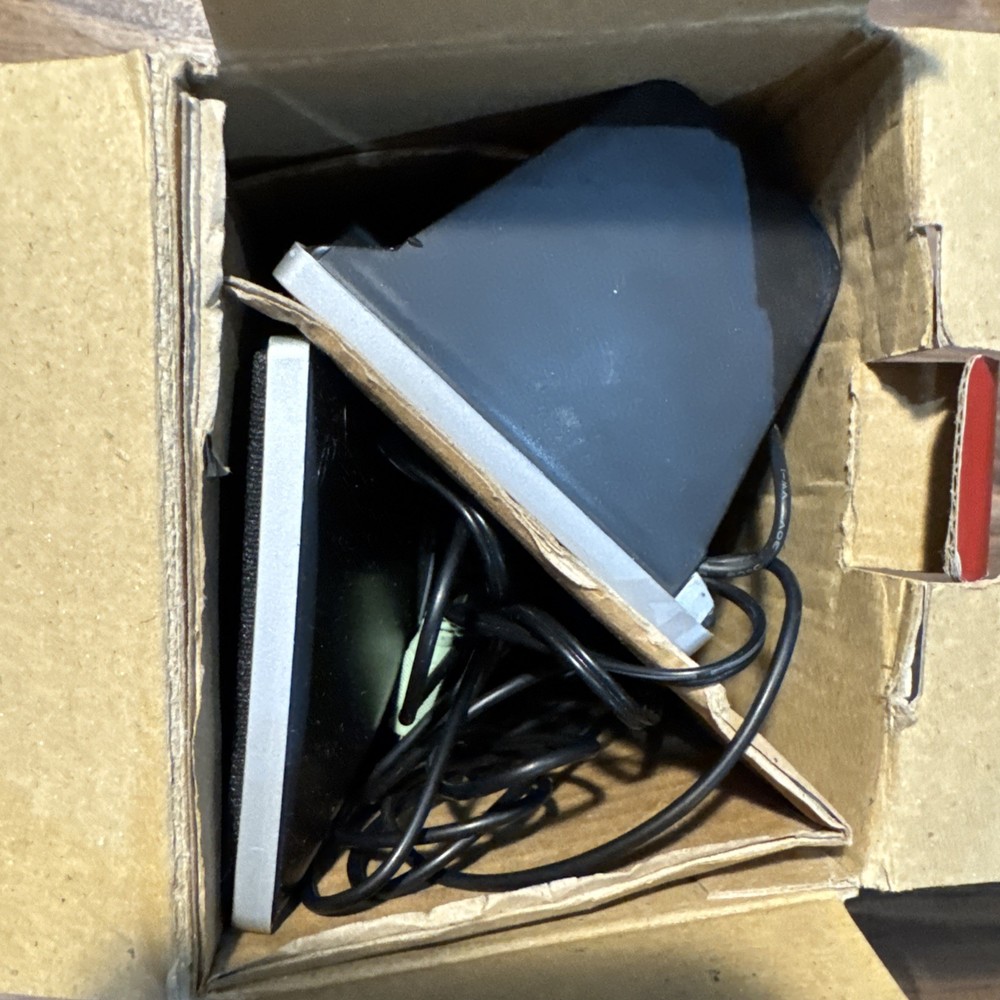 DURABRAND 2.0 CH USB POWERED SPEAKER SYSTEM