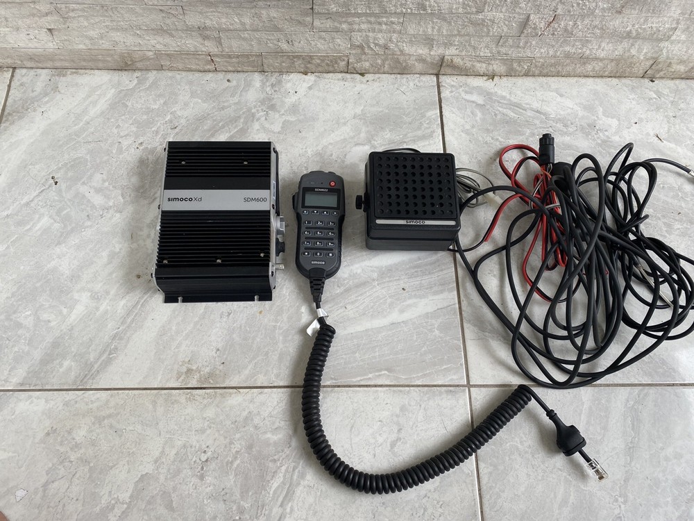 Simoco XD SDM600 AC VHF DMR Radio With SDM622 Controller