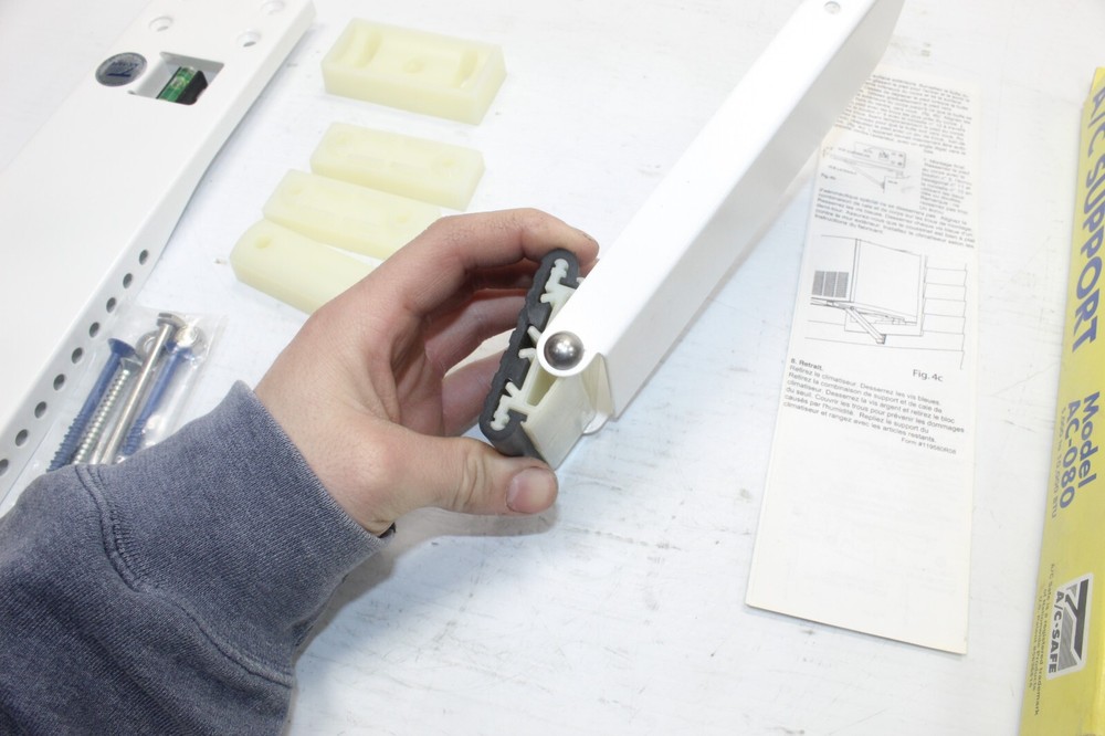 Universal Air Conditioner Support Bracket AC-080