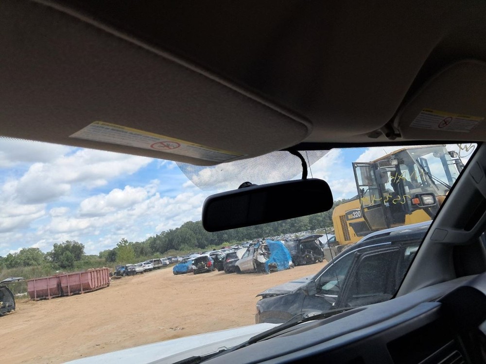 EXPRESS25 2018 Glove Box 4774212