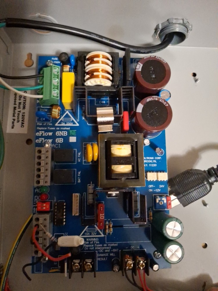 Altronix EFLOW6N Power Supply
