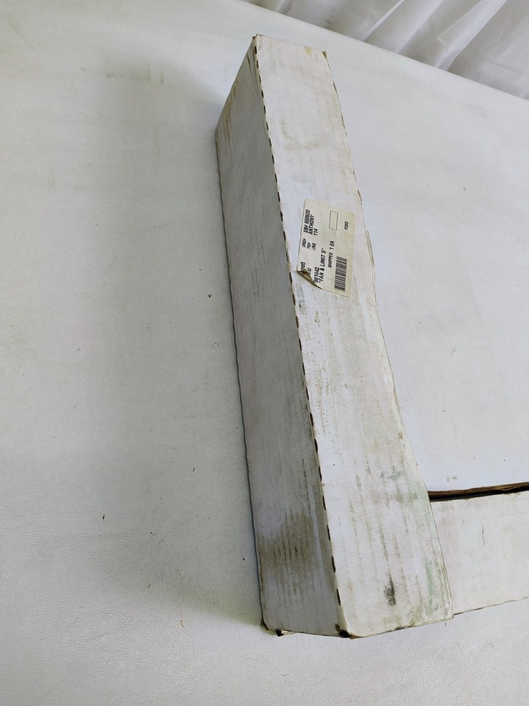 Honeywell L4064B2228 Combo Fan & Light Control