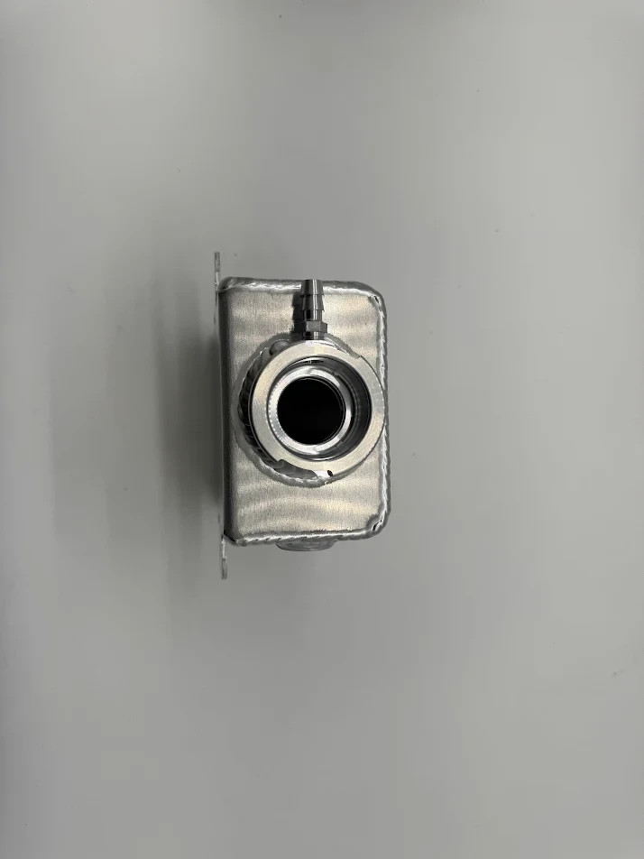 Moroso 63766 Universal Expansion Tank, Silver