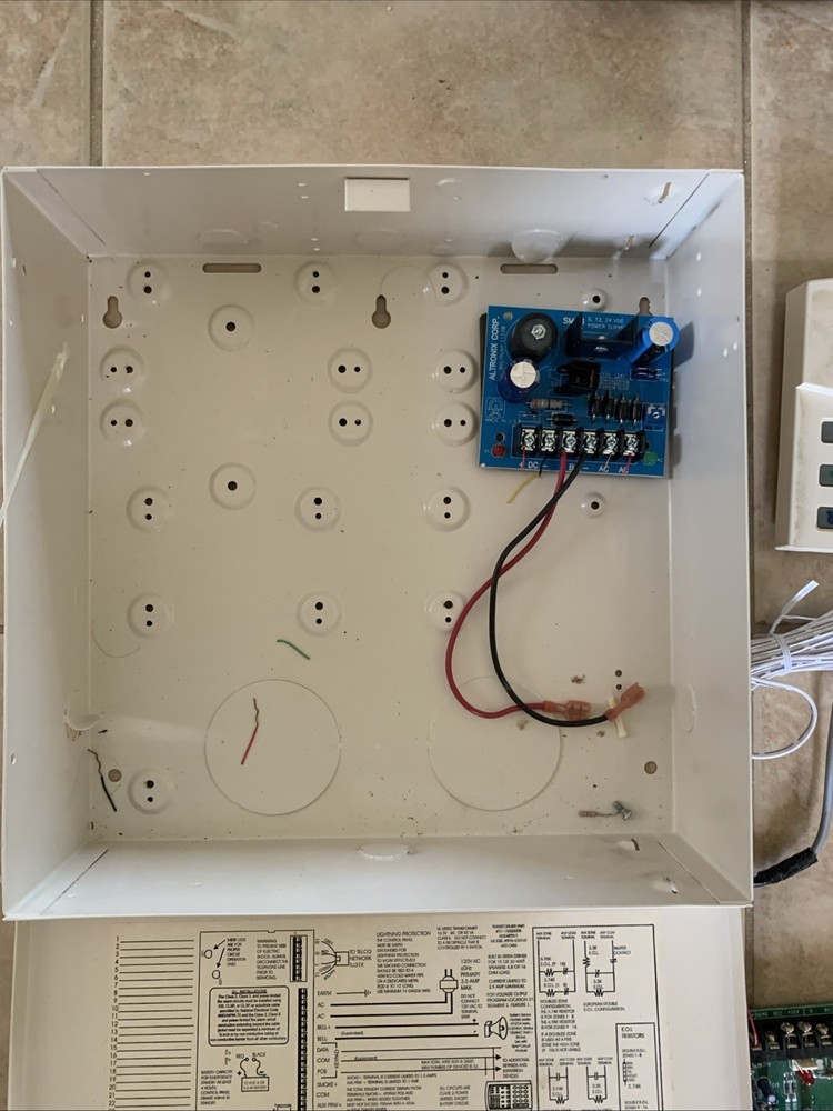 Interlogix GE Security NetworX NX-8 v2 Alarm Control Panel Board & Enclosure