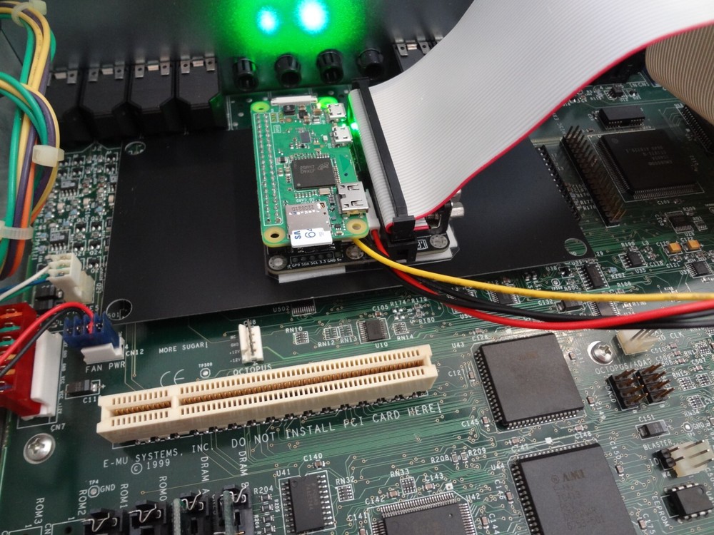 EMU Sampler PiScsi V2.7 - Raspberry Pi Zero 2 W - Sandisk 256gb SD, Power cable