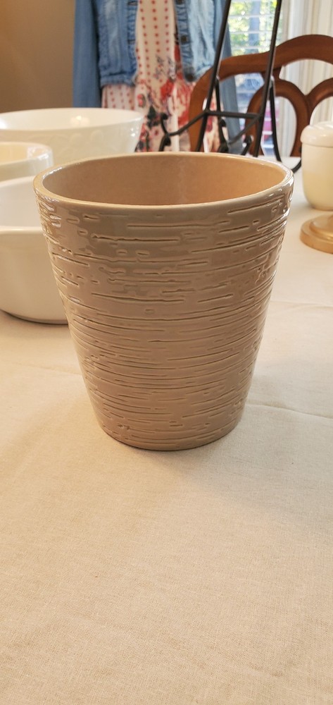 Light Tan Textured Ceramic Planter Pot