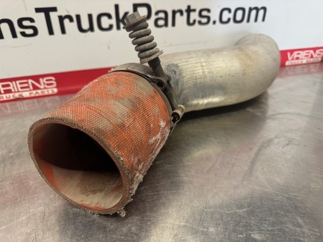 INTERNATIONAL 1647516C3 - PIPE