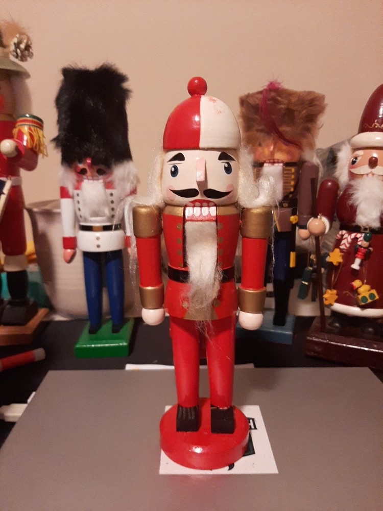 10" WOODEN NUTCRACKER  !