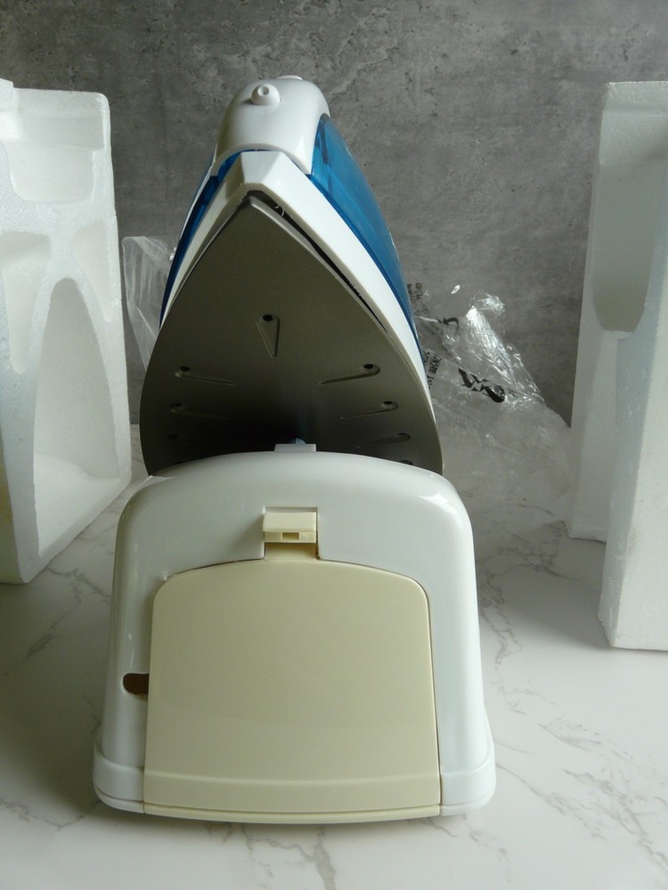 Freedom Iron by Home Well Cordless 1999