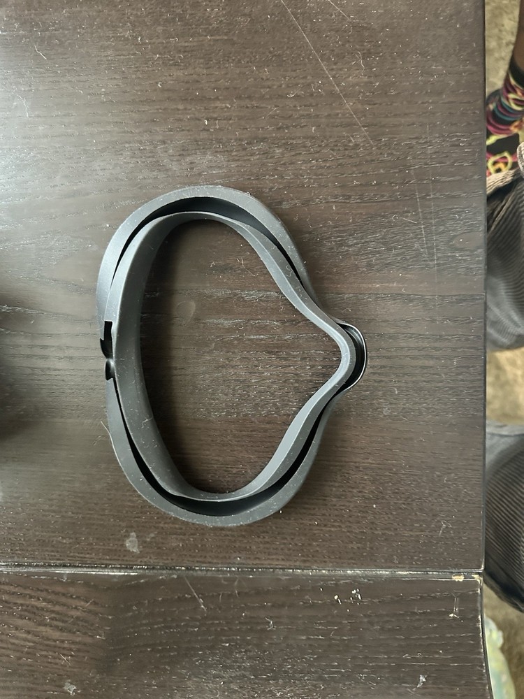 Oculus Quest 2 128GB VR Headset - Everything in Box and Case