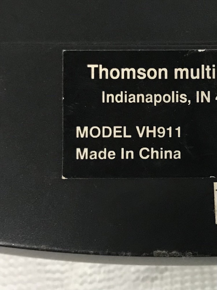 RCA MODEL VH911 AUDIO / VIDEO / S-VIDEO SELECTOR
