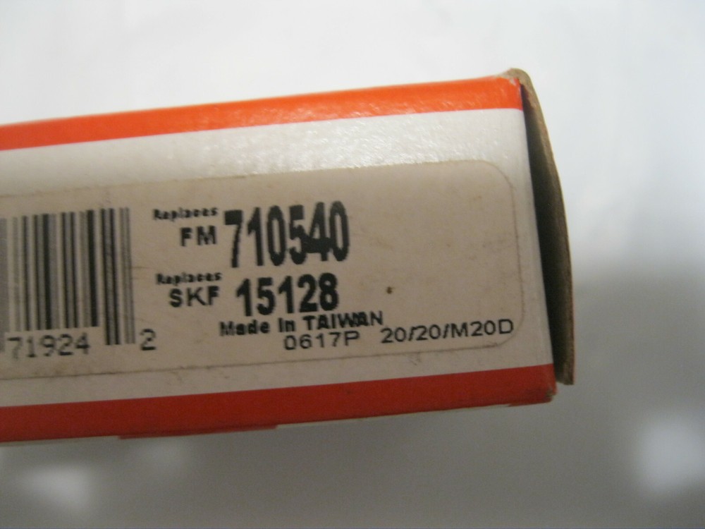 Auto Trans Output Shaft Seal Precision 710540