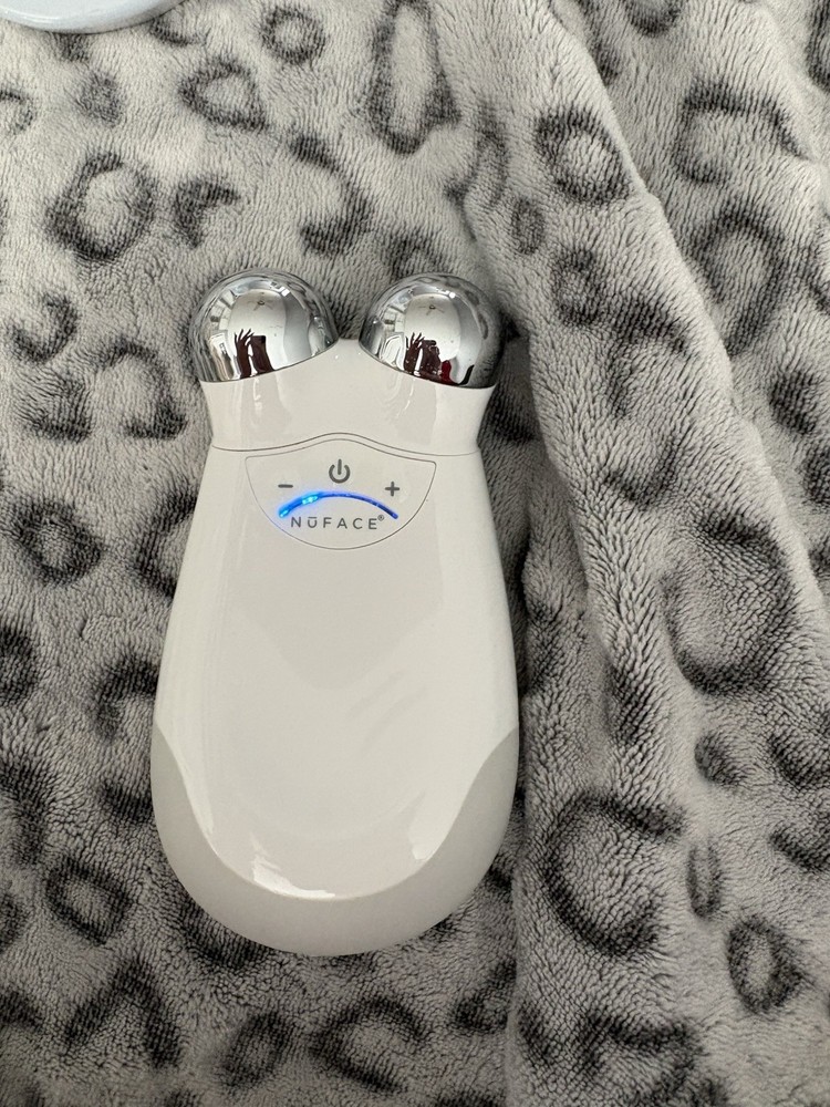NuFACE Trinity+ Smart Microcurrent Facial Toning Device White FDA-C…
